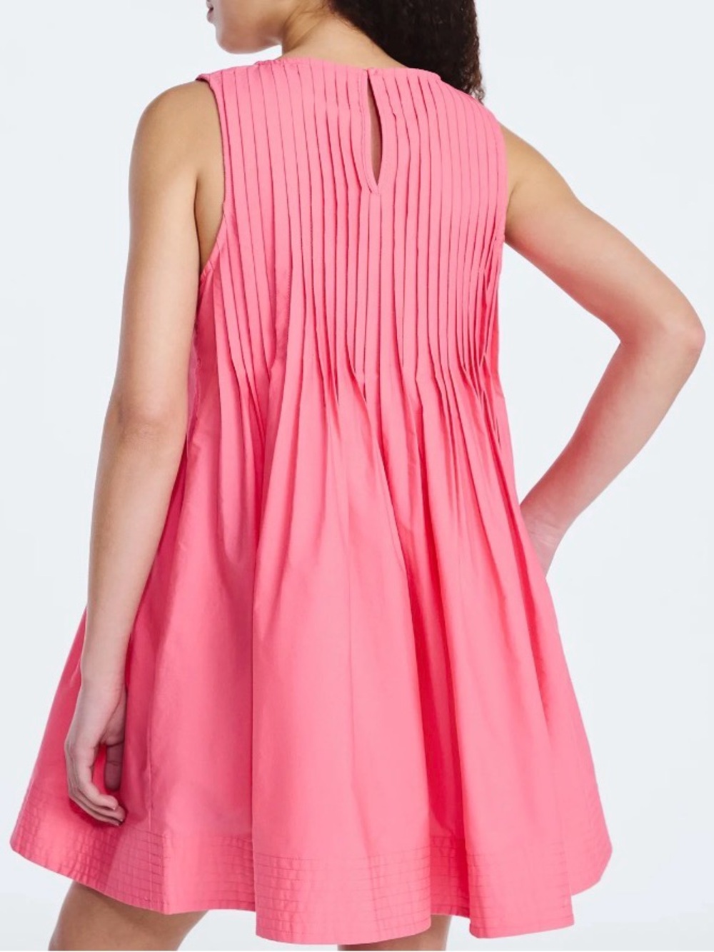 Sleeveless Pleated Midi Dress in Pink - Picture 2 of 3